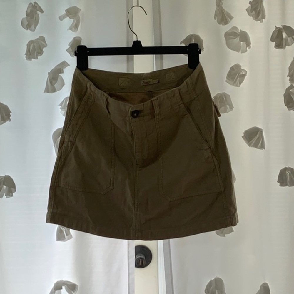 Faherty Tan Skorts Versatile Casual Style